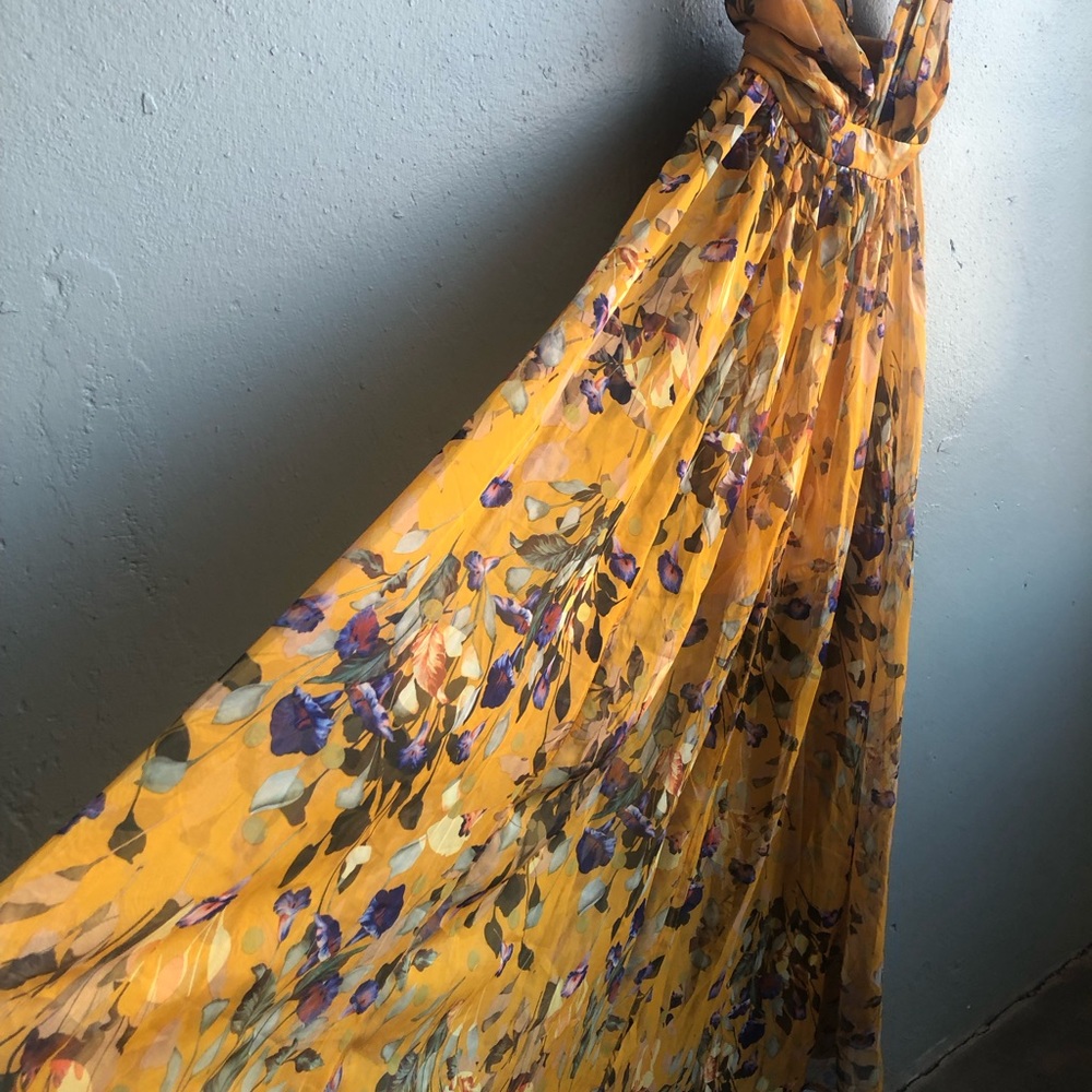 The Vintage Shop Beautiful Hi Low Gown in size Medium Gold/Mustard Floral - Picture 5 of 8